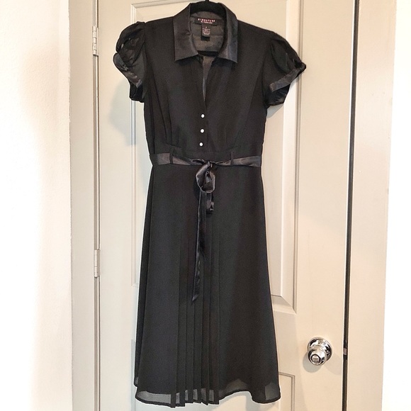 🌷Vintage A-Line Little Black Dress - Picture 1 of 5